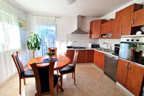 Haus Veli vrh, Pula, 175m2