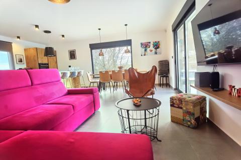 Istra, Barban -okolica, prizemnica s bazenom