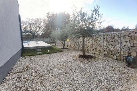 Istra, Barban -okolica, prizemnica s bazenom