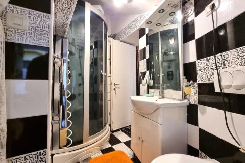 Condo/Apartment Opatija - Centar, Opatija, 70m2