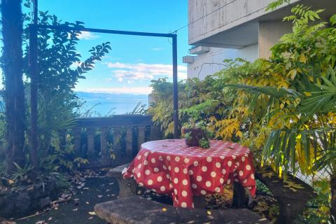 OPATIJA-  2 adatpirana stana, 100 m od mora