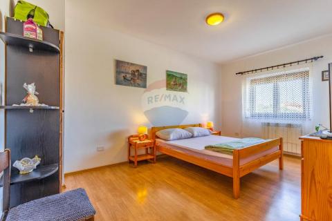 Дом Padulj, Pula, 400m2