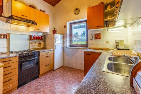 Дом Padulj, Pula, 400m2