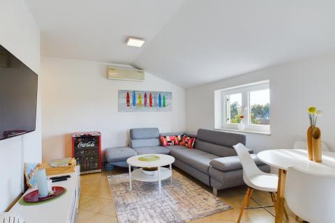 Novigrad , stan na atraktivnoj lokaciji s panoramskim pogledom