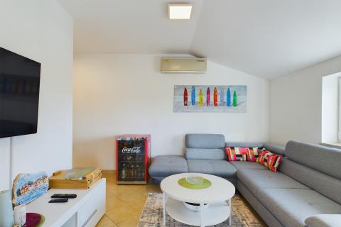 Novigrad , stan na atraktivnoj lokaciji s panoramskim pogledom