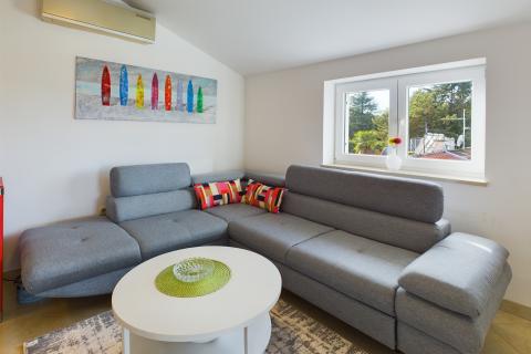 Novigrad , stan na atraktivnoj lokaciji s panoramskim pogledom