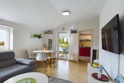 Novigrad , stan na atraktivnoj lokaciji s panoramskim pogledom