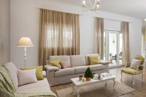 Istra, Svetvinčenat, prostrana villa sa bazenom u oazi mira