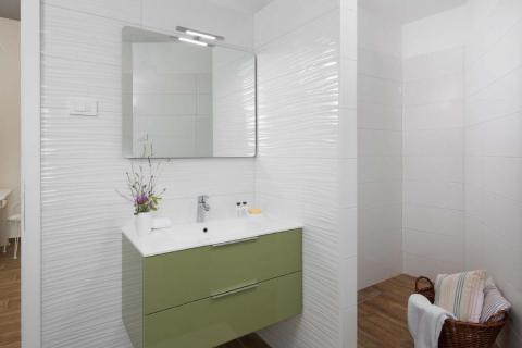 Istra, Svetvinčenat, prostrana villa sa bazenom u oazi mira