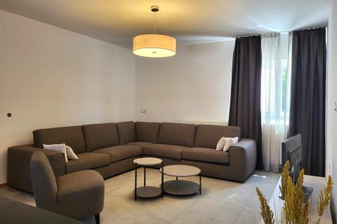 Дом Štinjan, Pula, 270m2