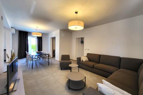 Дом Štinjan, Pula, 270m2