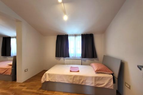 Дом Štinjan, Pula, 270m2