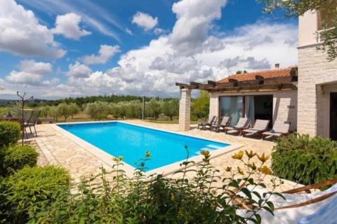 Huis Višnjan, 235m2