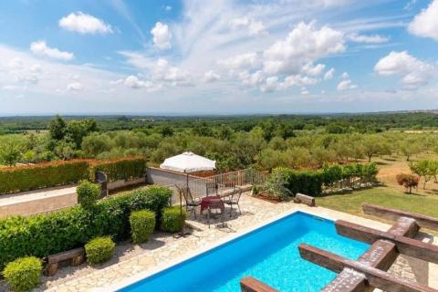 Huis Višnjan, 235m2