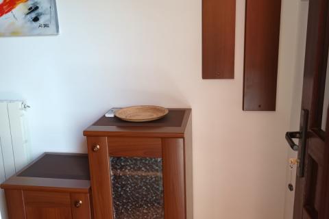 RIJEKA,VIŠKOVO- stan 55 m2 s terasom i parkingom, 500 m od centra