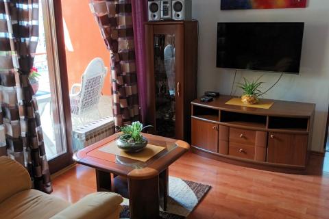 RIJEKA,VIŠKOVO- stan 55 m2 s terasom i parkingom, 500 m od centra