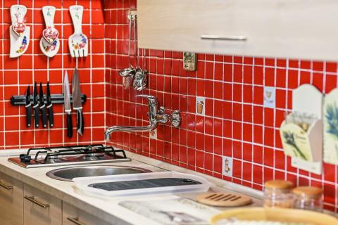 KRALJEVICA-kuća sa dva stana i bazenom