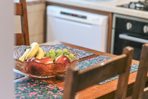 KRALJEVICA-kuća sa dva stana i bazenom