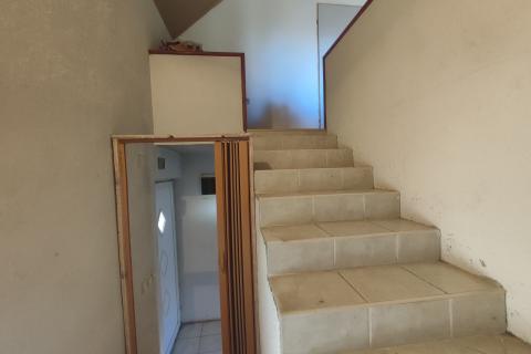 Ogulin, Gornje Dubrave, kuća novogradnja sa velikim zemljištem