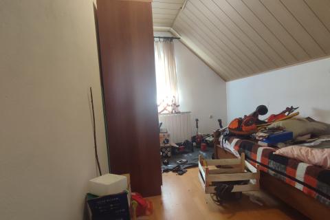 Ogulin, Gornje Dubrave, kuća novogradnja sa velikim zemljištem