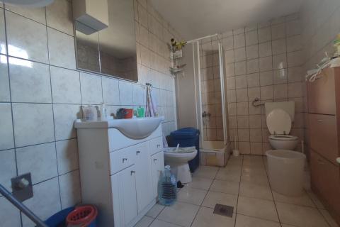 Ogulin, Gornje Dubrave, kuća novogradnja sa velikim zemljištem