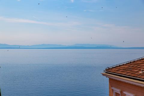 OPATIJA,CENTAR- luksuzan stan 80 m od mora