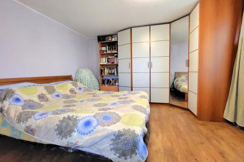 Istra, Brtonigla, dvoetažni stan u centru