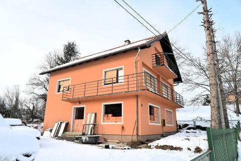 Дом Gornja Pušća, Pušća, 276m2