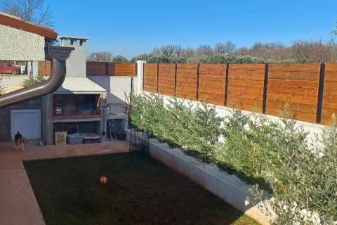 Istra, Loborika, prizemna kućica i projekt 