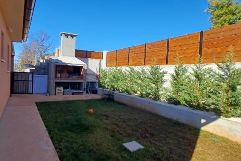 Istra, Loborika, prizemna kućica i projekt 