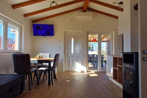 Istra, Loborika, prizemna kućica i projekt 