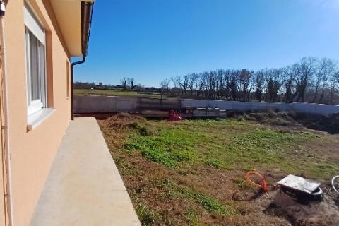 Istra, Loborika, prizemna kućica i projekt 