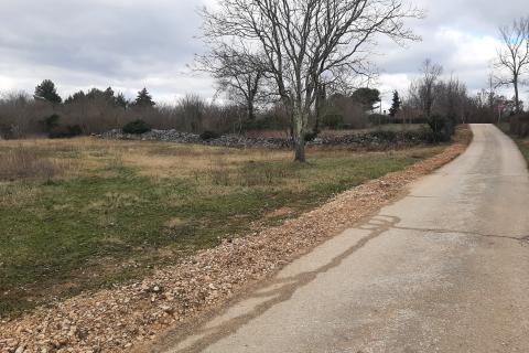 Stavbno zemljišče Žminj, 1.582m2