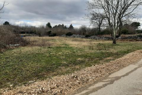 Stavbno zemljišče Žminj, 1.582m2