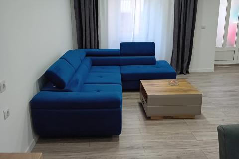 Otok Krk,Omišalj, autohtona kuća 90 m2, kompletno renovirana