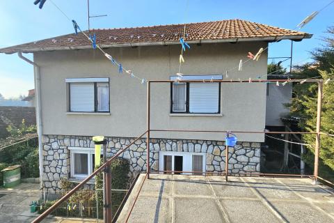 Huis Pantovčak, Gornji Grad - Medveščak, 235m2