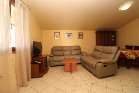 Renovirana kuća nedaleko od centra Pule