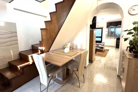 Istra,Brtonigla-Kuća u nizu adaptirana