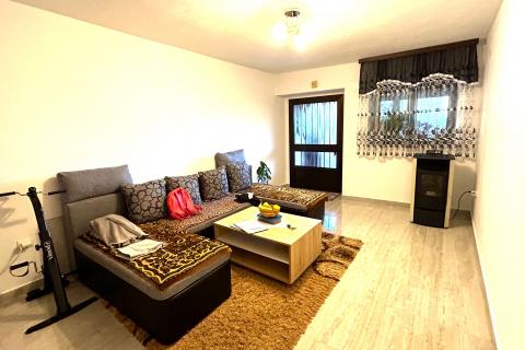 Istra,Brtonigla-Kuća u nizu adaptirana