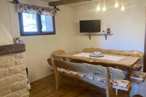 Novigrad,  apartmanska kuća s pogledom na more