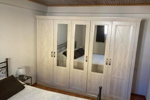 Novigrad,  apartmanska kuća s pogledom na more