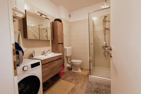 Lovran, 1S+DB od 60m2 u novogradnji, 1 kat, balkon, parking 