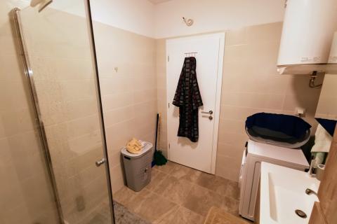 Lovran, 1S+DB od 60m2 u novogradnji, 1 kat, balkon, parking 