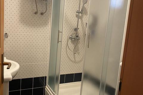 Opatija, stan, 3S+DB, s pogledom na more, garažom i terasom s bazenom