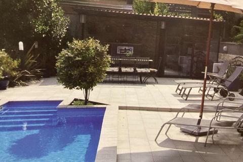 Opatija, stan, 3S+DB, s pogledom na more, garažom i terasom s bazenom