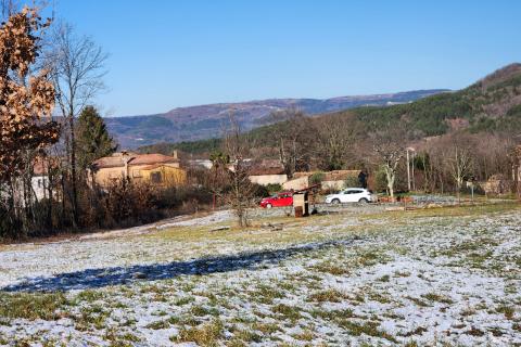 Istra, Karojba - građevinsko zemljište 1256 m2