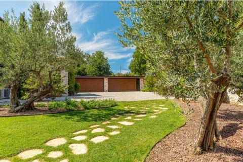 ISTRA, PULA - Fantastična villa 550 m2 s pogledom na more