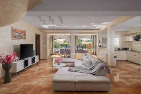 ISTRA, PULA - Fantastična villa 550 m2 s pogledom na more