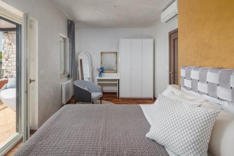 ISTRA, PULA - Fantastična villa 550 m2 s pogledom na more