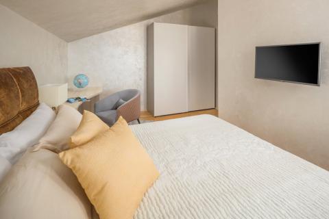 ISTRA, PULA - Fantastična villa 550 m2 s pogledom na more